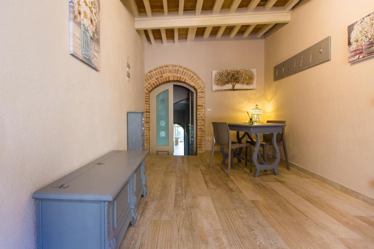 San Gimignano Town Garden Apartment Luaran gambar